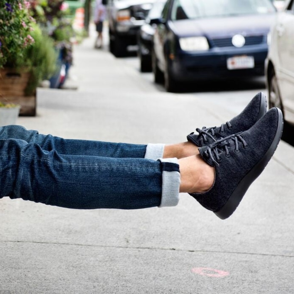 SOLD- Allbirds  Merino Wool Runners in Mens Sz 10